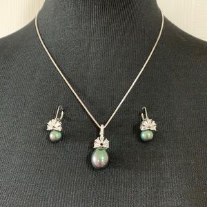 Retro Black Pearl with Rhinestones Necklace and Earring Set ~